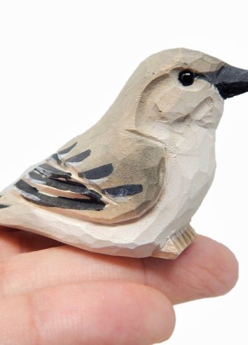 Mockingbird Bird Figurine Statue Gray Sculpture Art Miniature Wood Carving Decor Small Animal