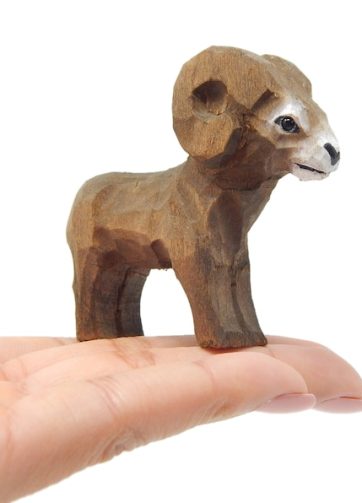 Big Horn Ram Figurine Statue Decor Mountain Goat Small Animal Sculpture Art Wood Carving