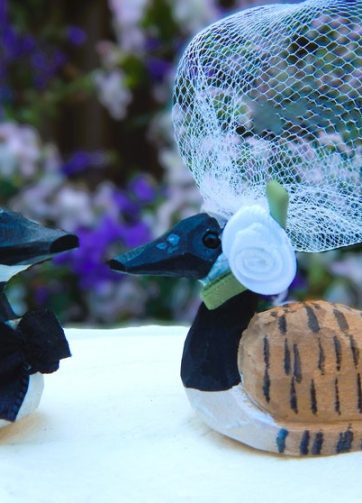 Canada Goose Love Bird Cake Topper Bride & Groom Wedding Engagement Anniversary Carved Wood Statue