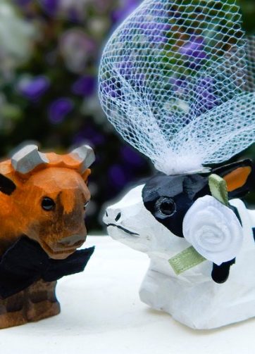 Bull Cow Farm Country Barn Cake Topper Bride & Groom Love Wedding Engagement Anniversary Carved Wood Statue